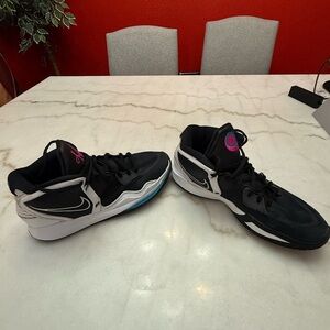 Nike Kyrie Infinity EP 'South Beach' DC9134-003